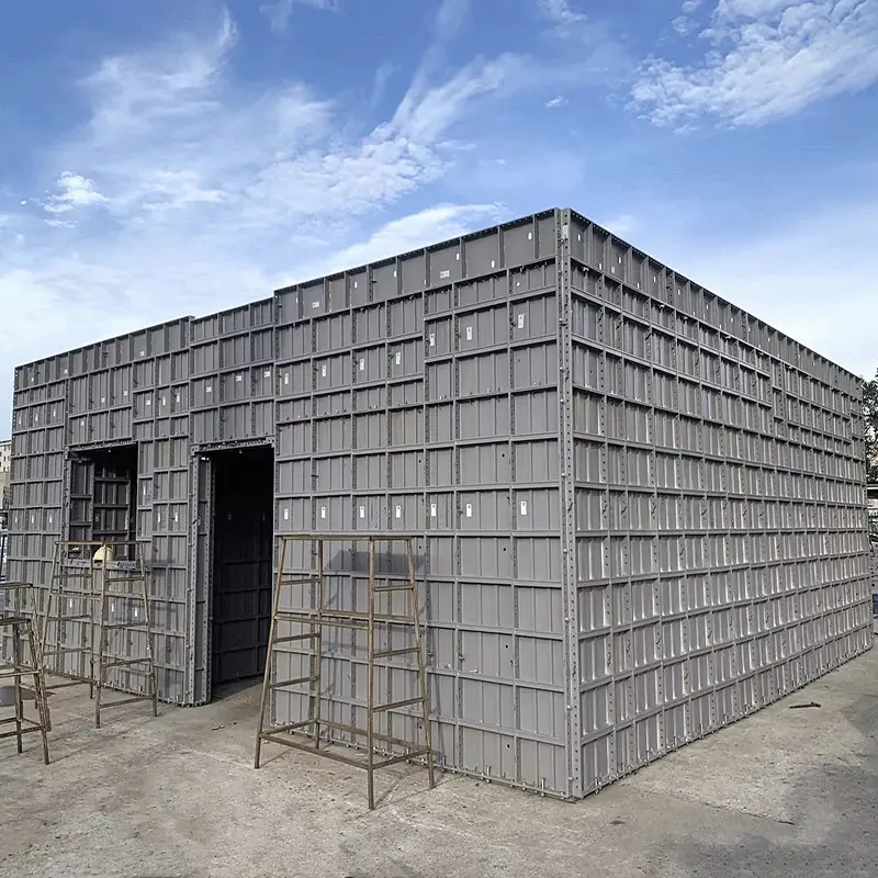 Metal formwork